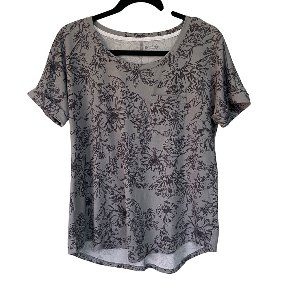 Wonderly Studio Grey Floral Sketch Pocket Tee Cuffed Short Sleeve Top Medium